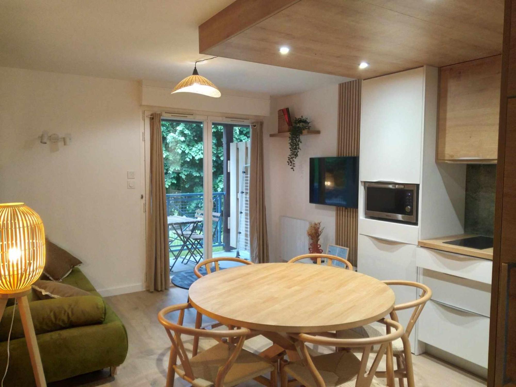 Duplex Lumineux - 40M2 - 2 Chambres - Balcon Terrasse - Parking - Entierement Renove En Mai 2024 Cauterets Extérieur photo